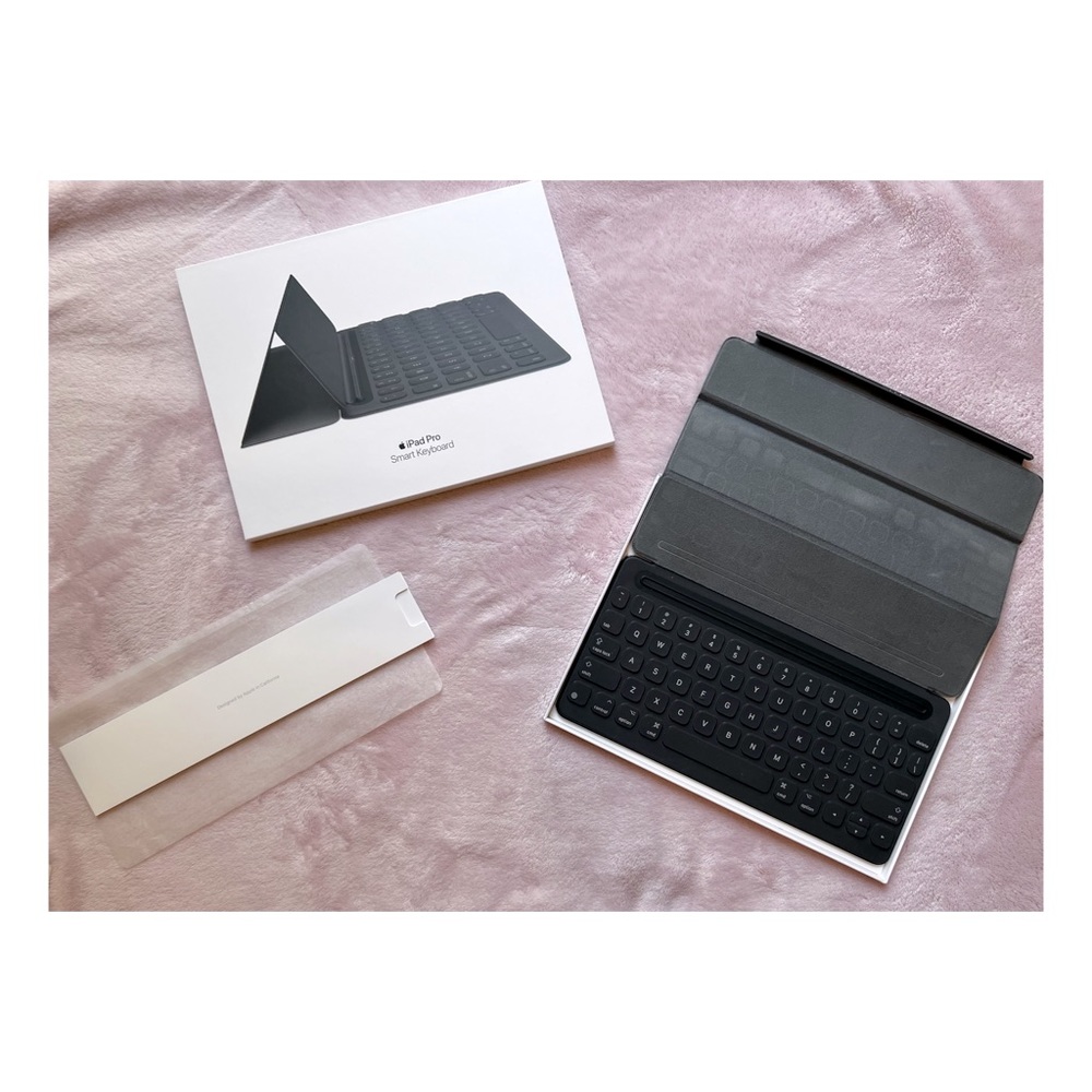 Apple Smart Keyboard for iPad Pro 10.5 in